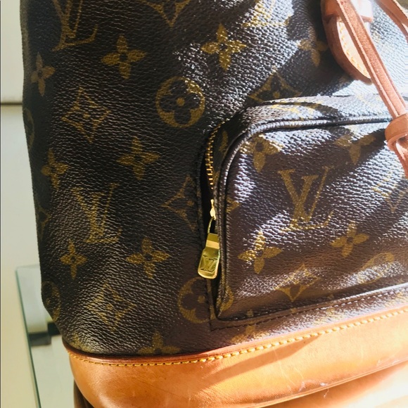 ♥️SOLD♥️ Louis Vuitton Montsouris MM Backpack - Picture 2 of 8